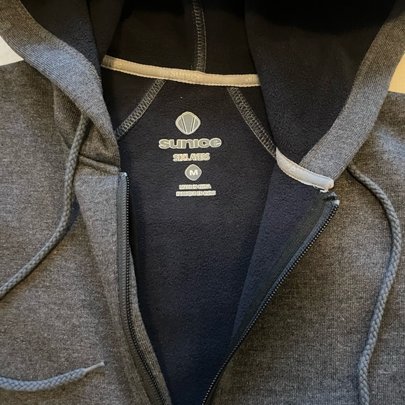 NWT: Men’s Sunice Dark Gray Zippered Hoodie. Size Medium - Picture 4 of 5